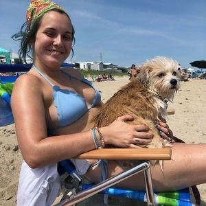 Meet your Posher, Caitlyn